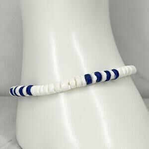 Blue and White Shell Beaded Screw Clasp Bracelet